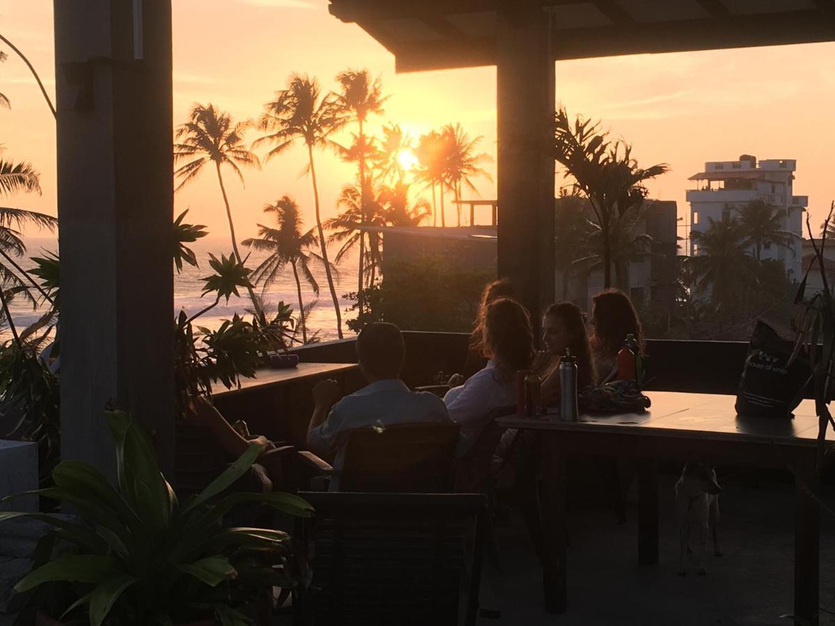 Ruma Surf Hotel Ахангама Экстерьер фото